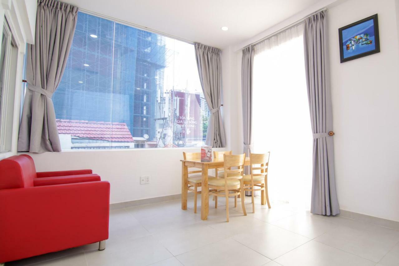 Reddoorz Near Quan Khu 7 Stadium Bandar Ho Chi Minh Luaran gambar