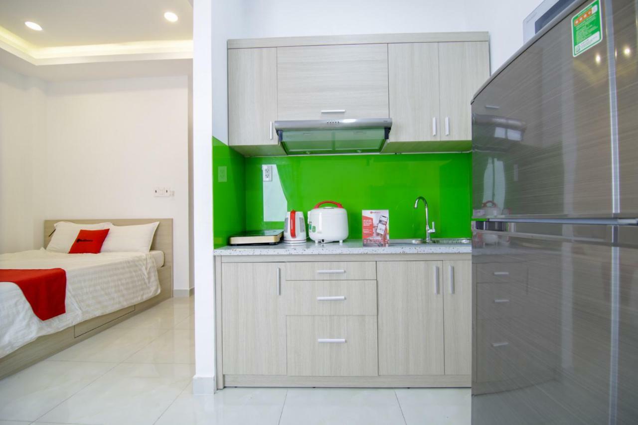 Reddoorz Near Quan Khu 7 Stadium Bandar Ho Chi Minh Luaran gambar