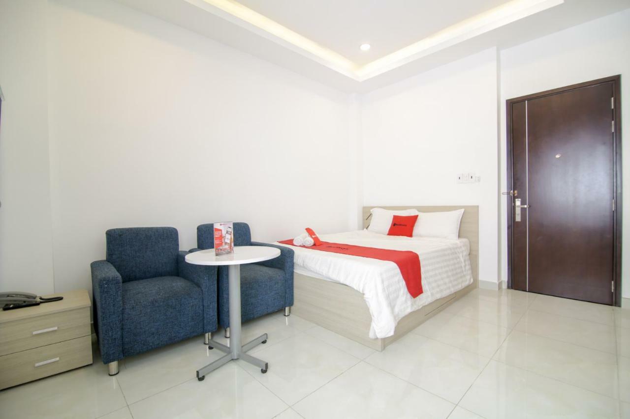 Reddoorz Near Quan Khu 7 Stadium Bandar Ho Chi Minh Luaran gambar